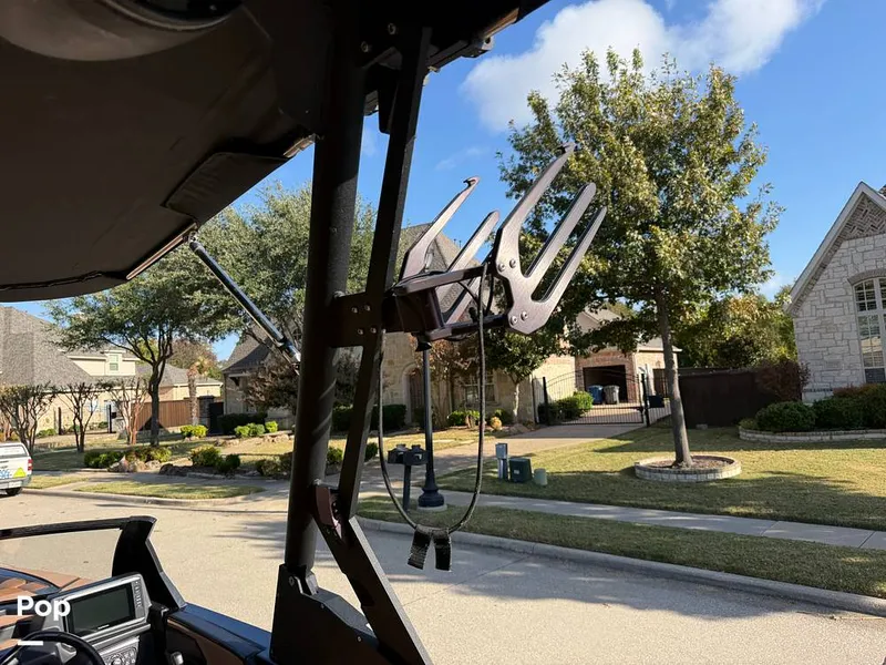 Slide: The Image of Axis A24 2022 - 16056166