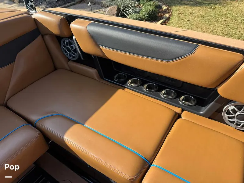 Slide: The Image of Axis A24 2022 - 16056170