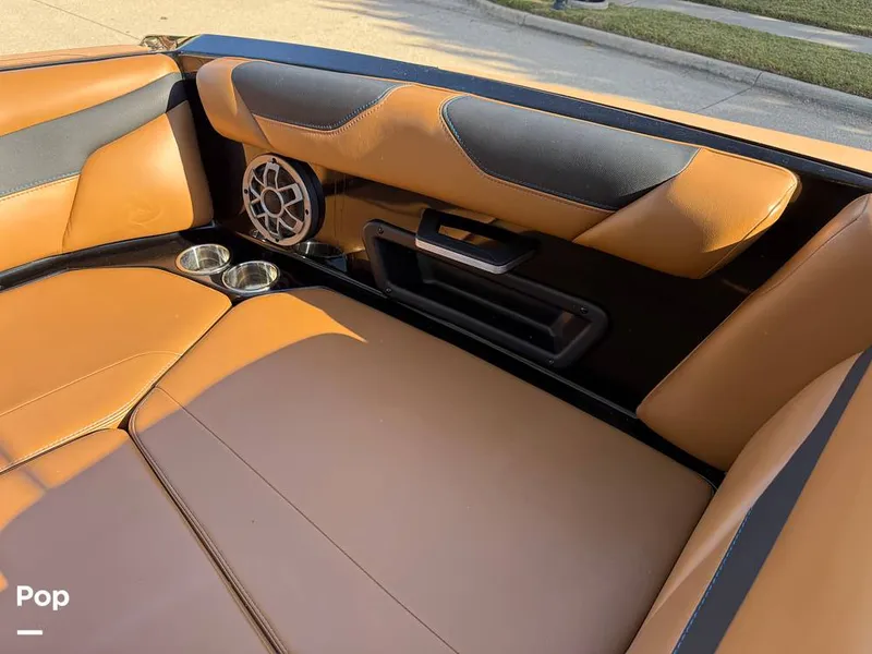 Slide: The Image of Axis A24 2022 - 16056181