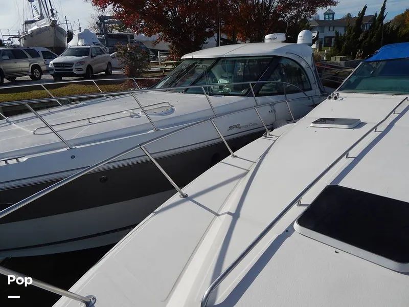 Slide: The Image of Sea Ray 390 Express Cruiser 1986 - 16017266