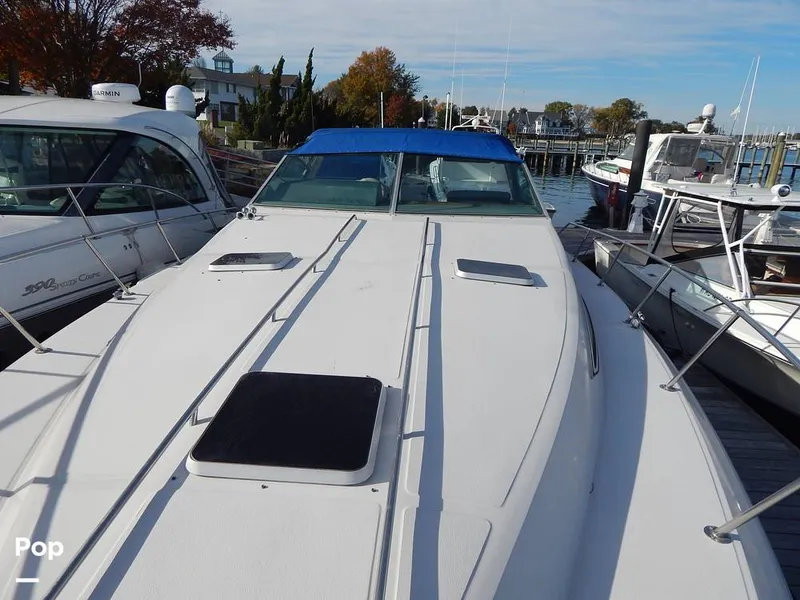 Slide: The Image of Sea Ray 390 Express Cruiser 1986 - 16017268