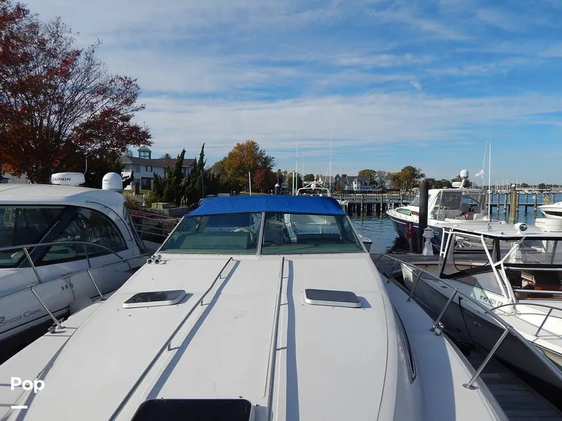 Slide: The Image of Sea Ray 390 Express Cruiser 1986 - 16017269