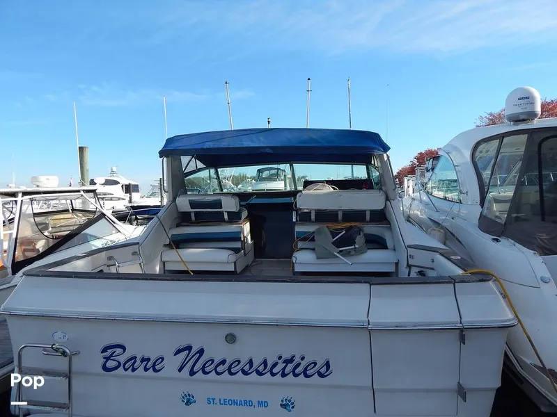 Slide: The Image of Sea Ray 390 Express Cruiser 1986 - 16017255