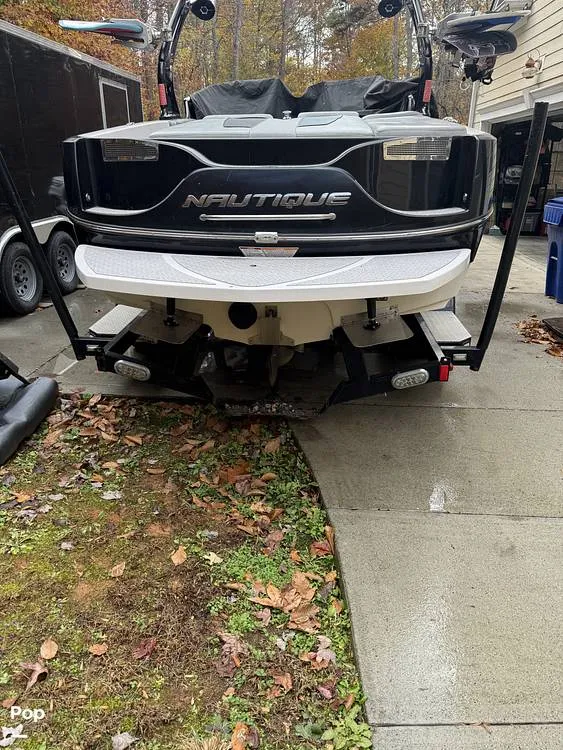 Slide: The Image of Air Nautique 210 2009 - 16038494