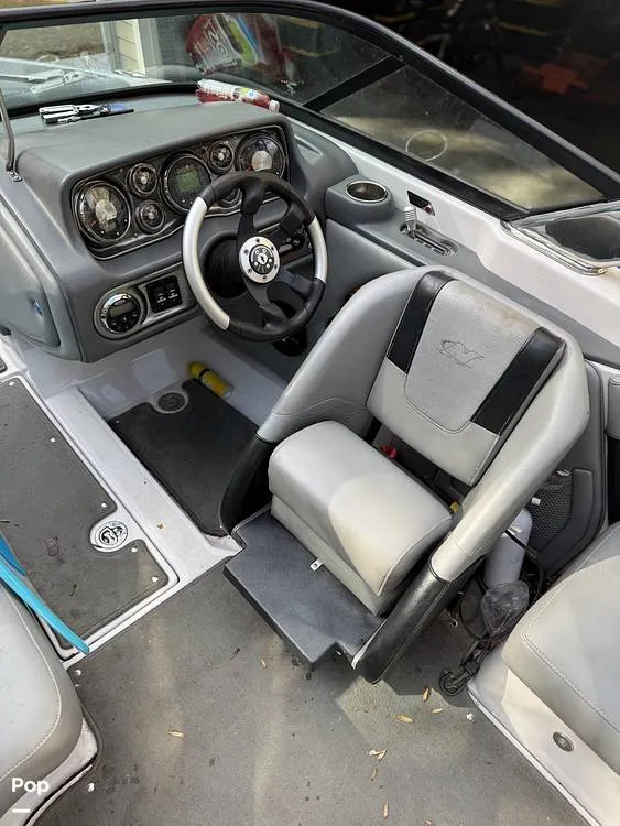 Slide: The Image of Correct Craft 210 Super Air Nautique 2009 - 16038488