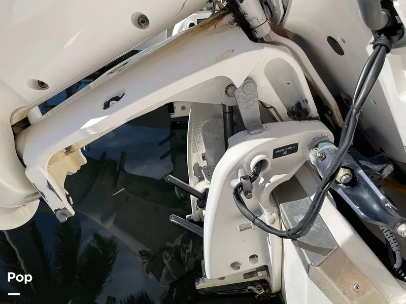 Slide: The Image of Regal 33 SAV 2019 - 16119262