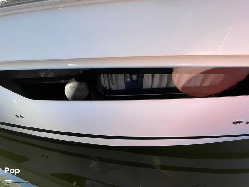 Slide: The Image of Regal 33 SAV 2019 - 16119265