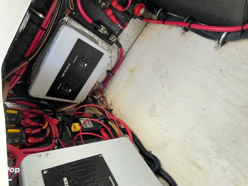 Slide: The Image of Regal 33 SAV 2019 - 16119077