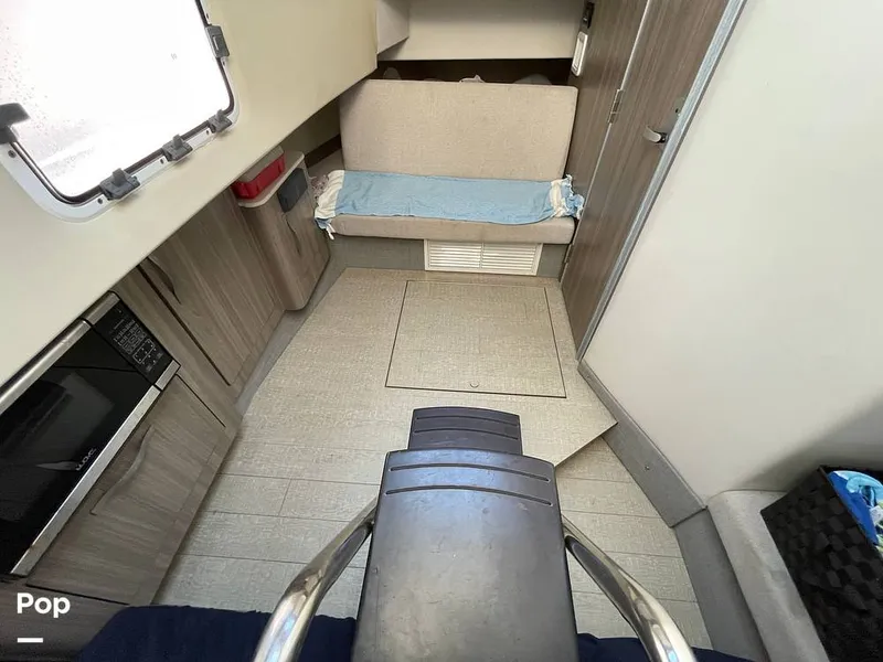 Slide: The Image of Regal 33 SAV 2019 - 16119115