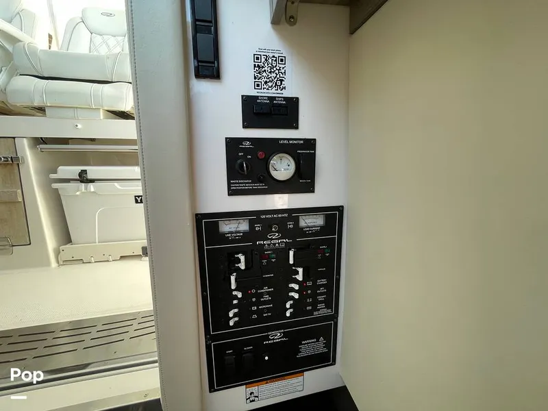 Slide: The Image of Regal 33 SAV 2019 - 16119117