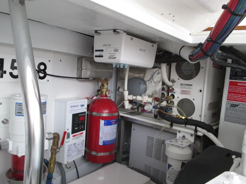 Slide: The Image of Jersey Cape Devil 36 Custom 2025 - 59