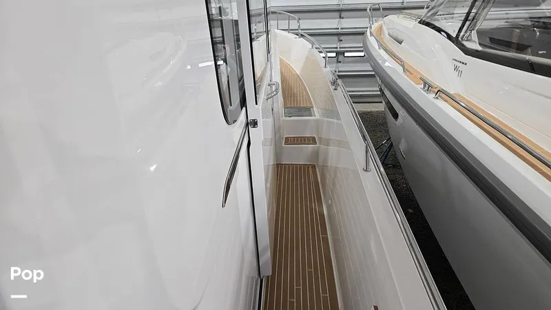 Slide: The Image of Nimbus C11 2024 - 16029404