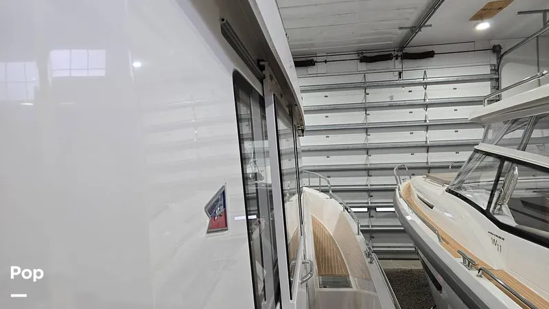 Slide: The Image of Nimbus C11 2024 - 16029405