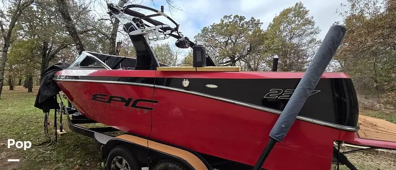 Slide: The Image of Epic 23V 2016 - 16076101