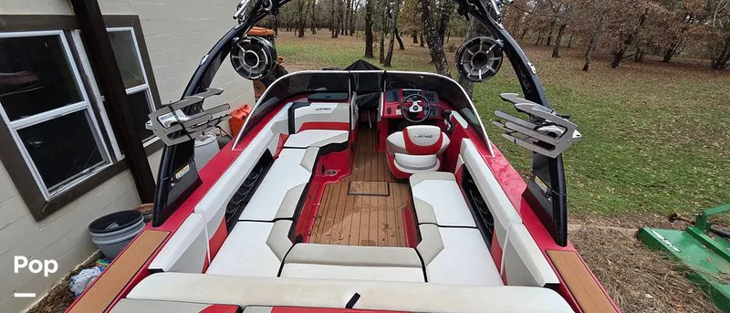 Slide: The Image of Epic 23V 2016 - 16076127