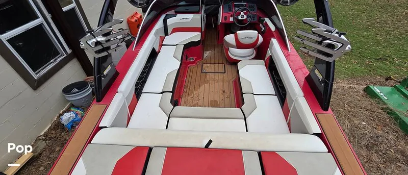 Slide: The Image of Epic 23V 2016 - 16076128