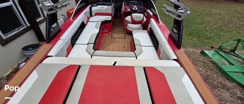 Slide: The Image of Epic 23V 2016 - 16076137