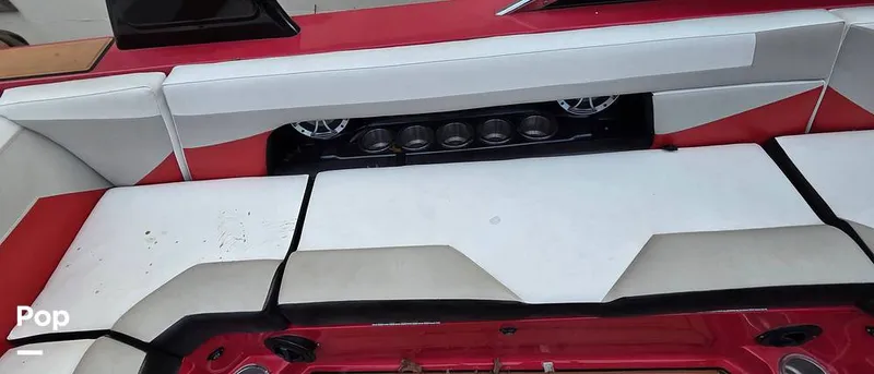 Slide: The Image of Epic 23V 2016 - 16076156