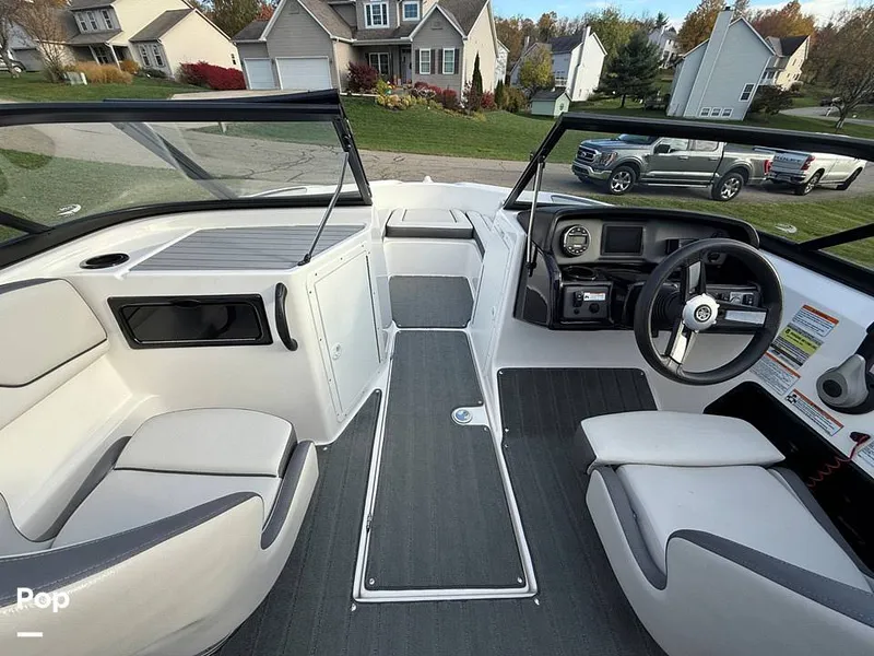 Slide: The Image of Yamaha SX190 2019 - 16020511