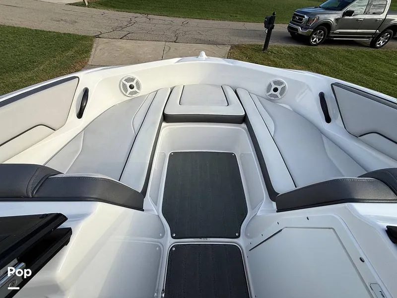 Slide: The Image of Yamaha SX190 2019 - 16020519