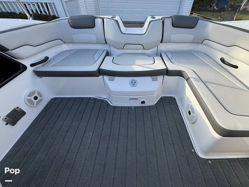 Slide: The Image of Yamaha SX190 2019 - 16020500