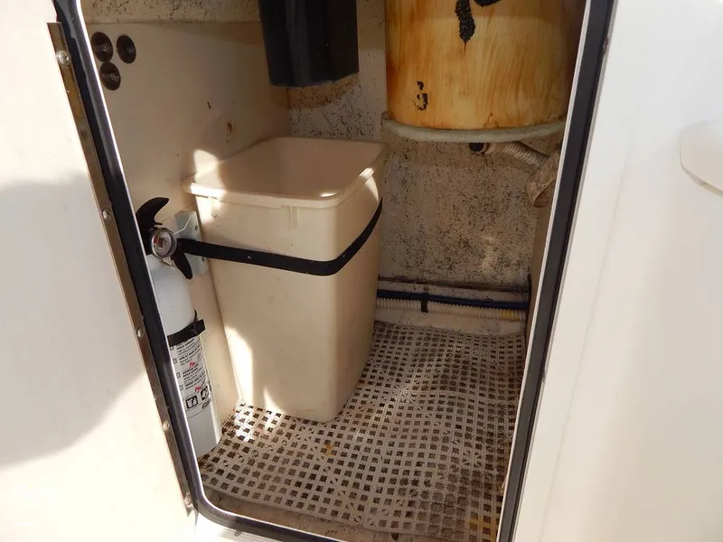 Slide: The Image of Sea Ray 370 Cruiser 1997 - 16016904