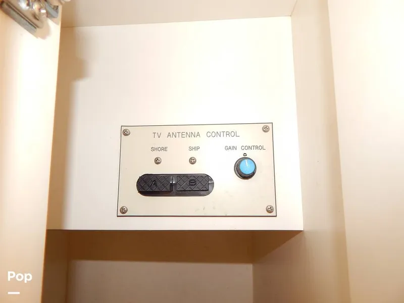 Slide: The Image of Sea Ray 370 Cruiser 1997 - 16016970