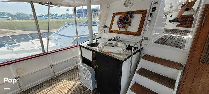 Slide: The Image of Marine Trader 42 Labelle 1984 - 16001321