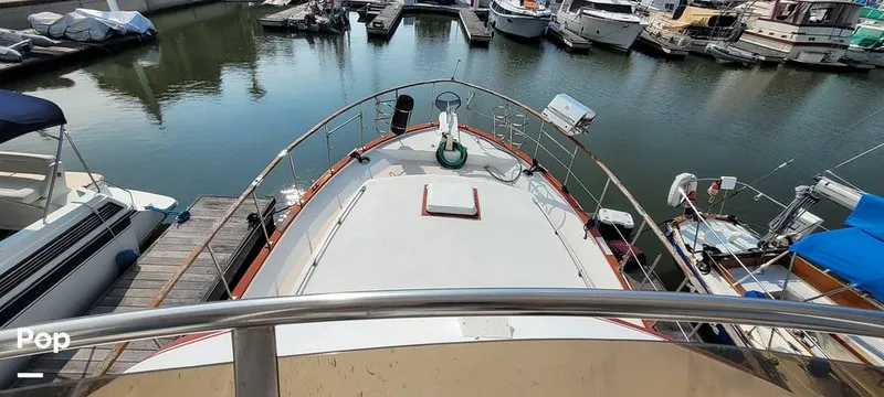 Slide: The Image of Marine Trader 42 Labelle 1984 - 16001340