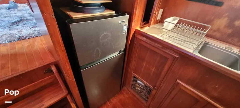 Slide: The Image of Marine Trader 42 Labelle 1984 - 15999250