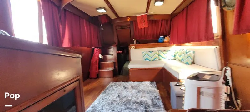 Slide: The Image of Marine Trader 42 Labelle 1984 - 15999259