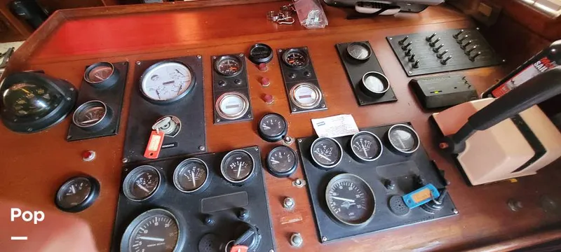 Slide: The Image of Marine Trader 42 Labelle 1984 - 15999261