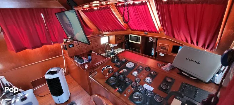 Slide: The Image of Marine Trader 42 Labelle 1984 - 16001247