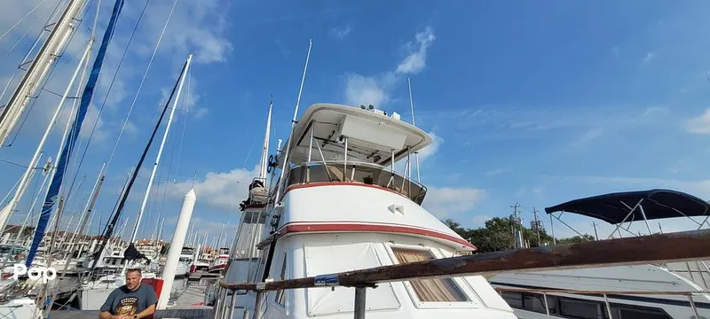 Slide: The Image of Marine Trader 42 Labelle 1984 - 16001256