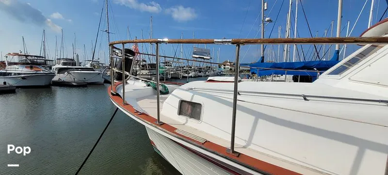 Slide: The Image of Marine Trader 42 Labelle 1984 - 16001259