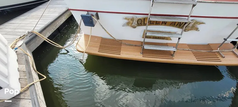 Slide: The Image of Marine Trader 42 Labelle 1984 - 16001265