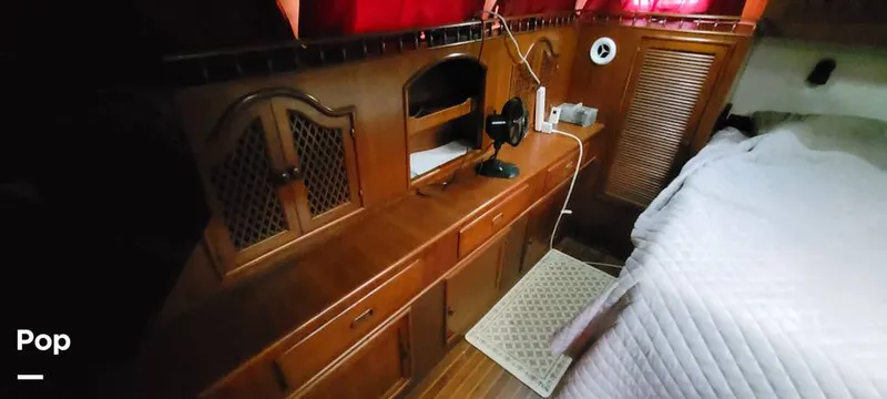 Slide: The Image of Marine Trader 42 Labelle 1984 - 16001277