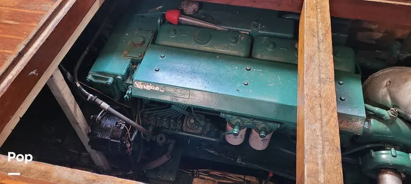 Slide: The Image of Marine Trader 42 Labelle 1984 - 16001281