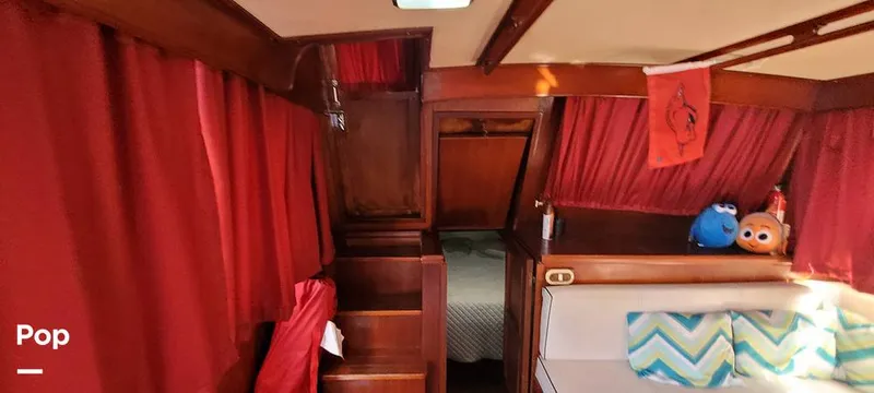 Slide: The Image of Marine Trader 42 Labelle 1984 - 16001295