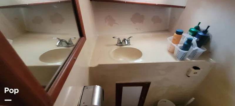 Slide: The Image of Marine Trader 42 Labelle 1984 - 16001306