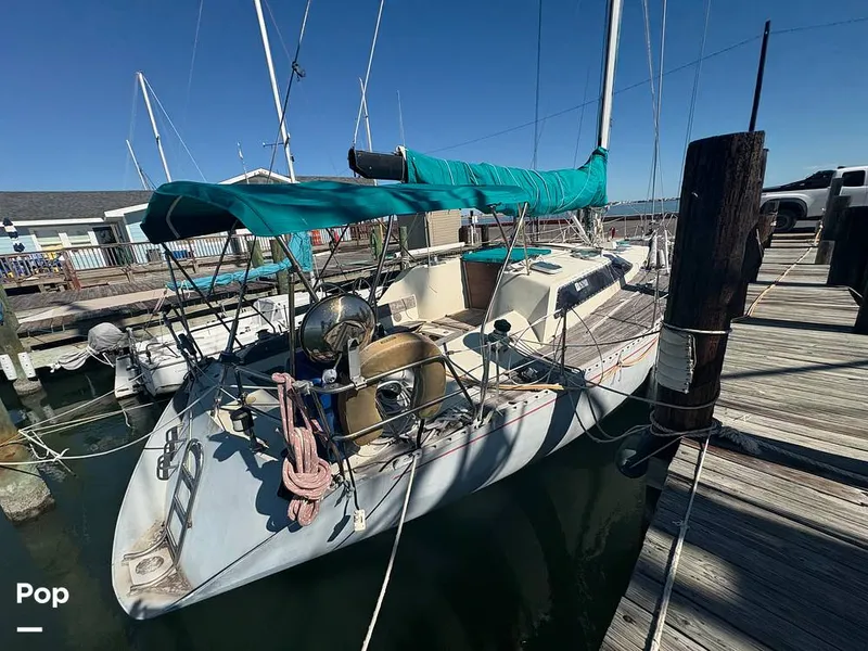 Slide: The Image of Sail/bimini/swim Ladder - 16043835