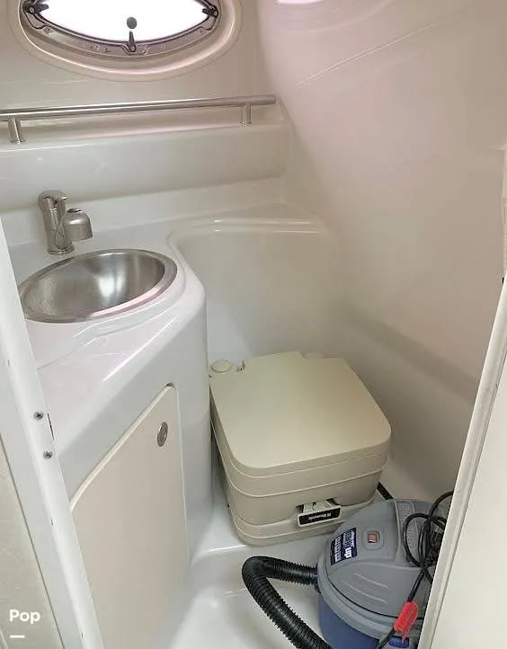 Slide: The Image of Porta-potty - 16042859