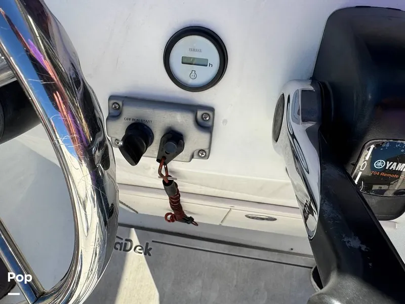 Slide: The Image of NauticStar 214XTS 2014 - 16027060