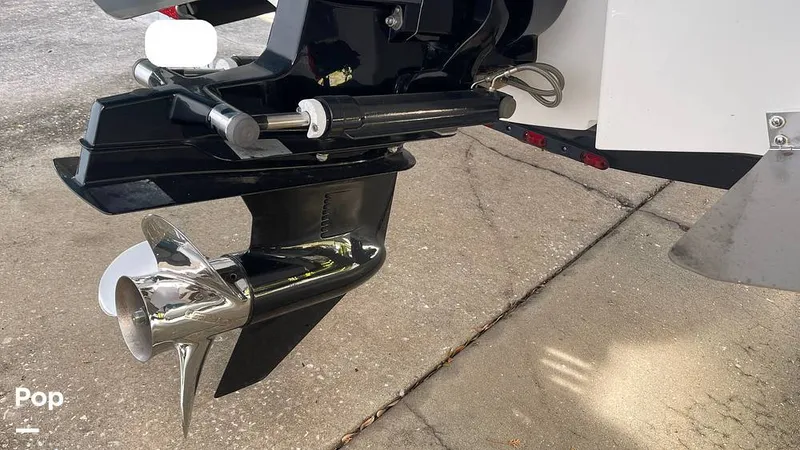 Slide: The Image of Power Trim & Tilt - 16077429