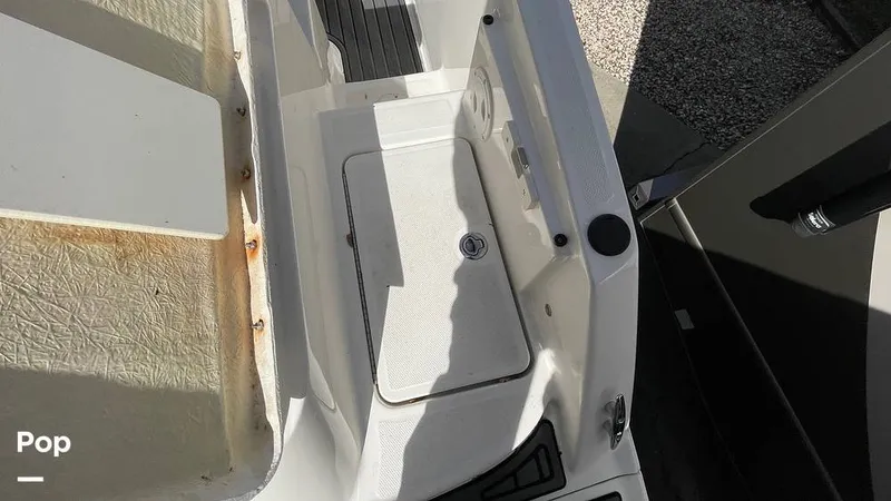 Slide: The Image of Bayliner VR5 2021 - 16077434