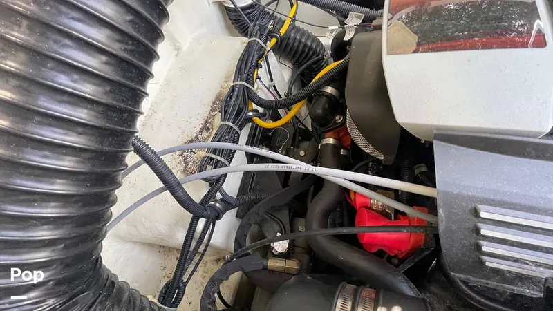 Slide: The Image of Bayliner VR5 2021 - 16077462