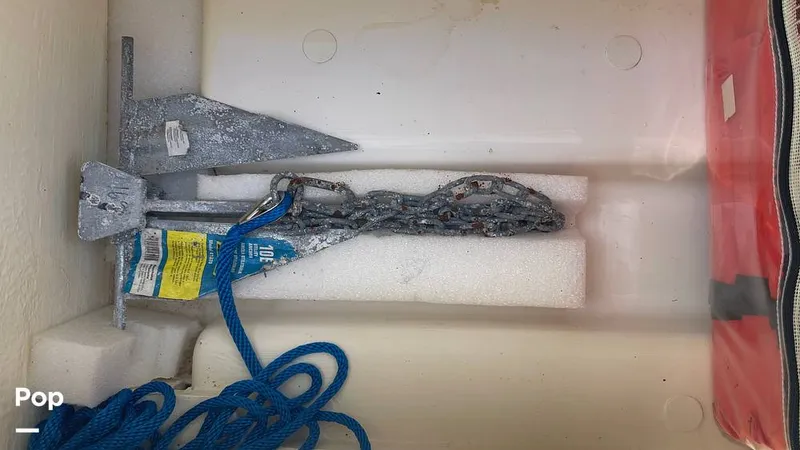 Slide: The Image of Bayliner VR5 2021 - 16077466