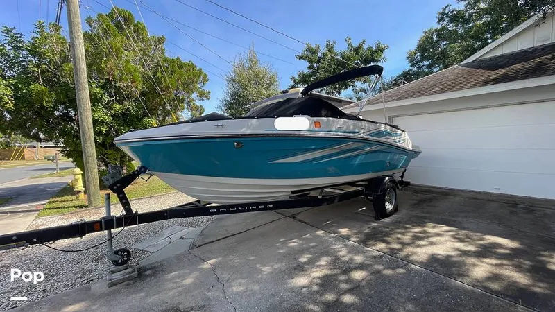 Slide: The Image of Bayliner VR5 2021 - 16077420