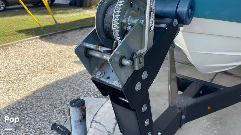 Slide: The Image of Bayliner VR5 2021 - 16077422