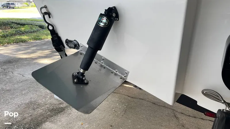 Slide: The Image of Bayliner VR5 2021 - 16077431